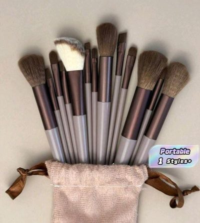 Portable Makeup Brush Set with Pouch – Fast Delivery in 5 Days