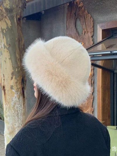 Luxury Faux Fur Winter Hat – Soft Thick Warm Fluffy Round Cap