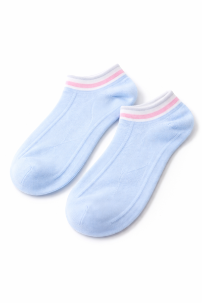 Women’s Baby Blue No-Show Ankle Socks – Pink and White Contrast Trim – Lightweight Everyday Socks